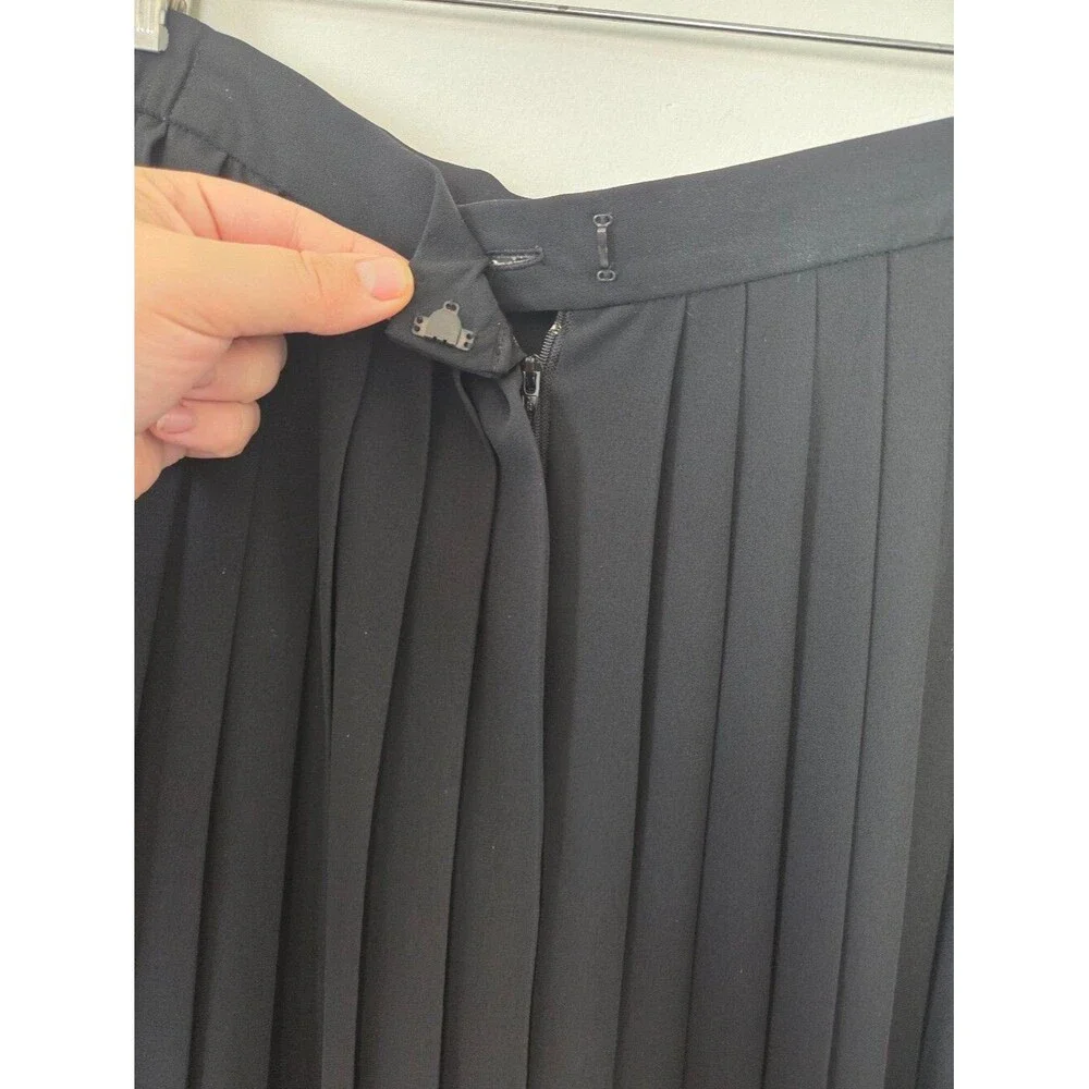 Vintage Doncaster Pleated Maxi Skirt Black Size 12 Academia Whimsygoth Victorian